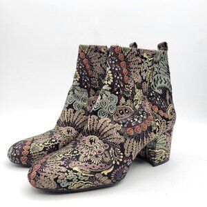 Gianni Bini JAYDENN Floral Embroidered Tapestry Style Booties Block Heel Zip 6m